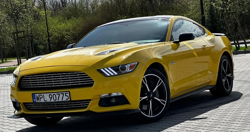 Ford Mustang cena 130000 przebieg: 162100, rok produkcji 2016 z Płock małe 326